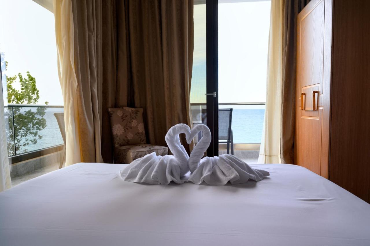 Halkidiki Greek Pride Seafront Hotel Skála Foúrkas Exterior foto
